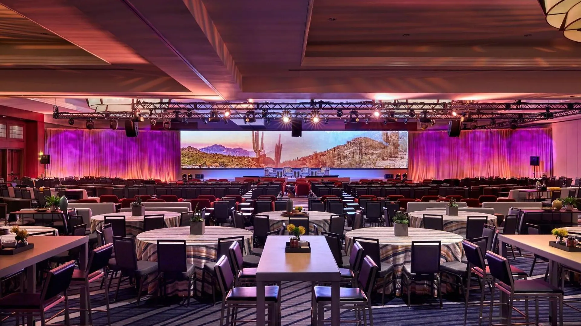 Sheraton Phoenix Downtown Hotel